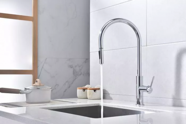 Смеситель Paulmark Senso Se215180-CR сенсорный с режимами душ / струя хром